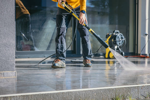 Best Deck Pressure Washing  in Cassville, MO